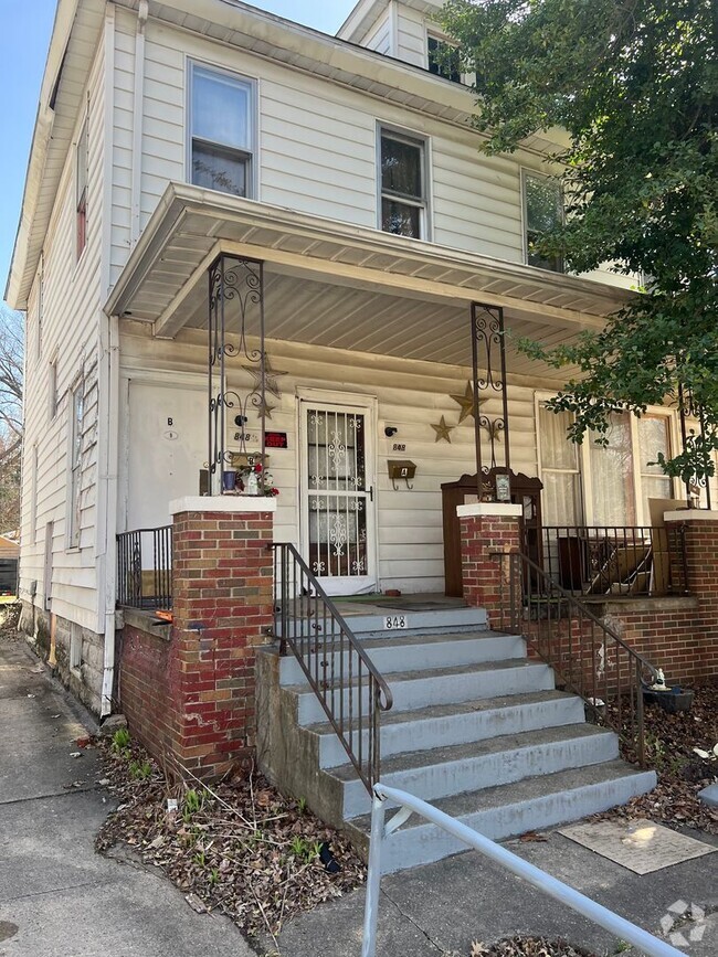 Building Photo - 848 N 7th St