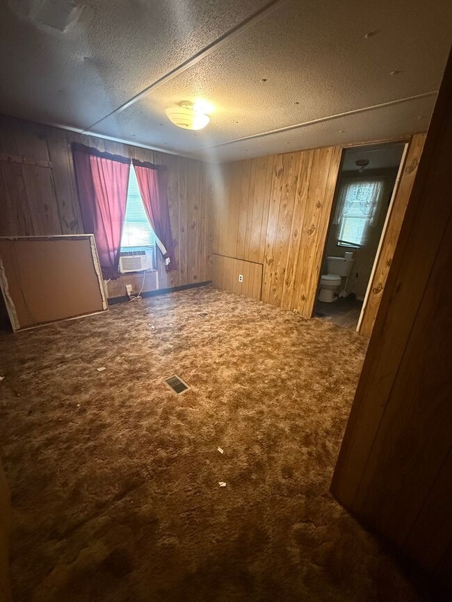 Building Photo - For Rent – Irvington, AL