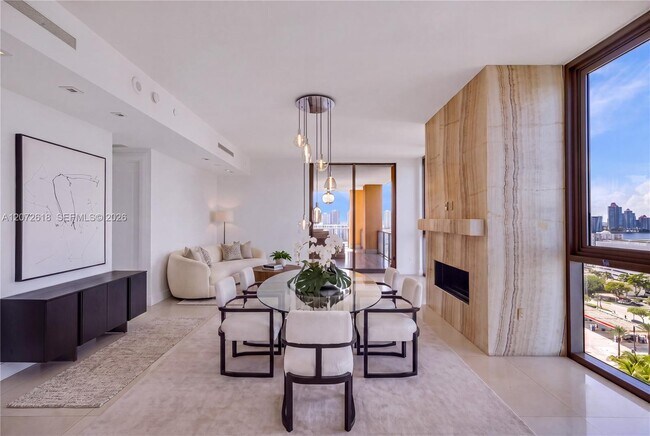 Building Photo - 17749 Collins Ave