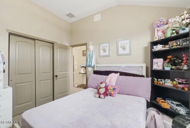 Building Photo - 14904 Tierra Coruna Ave