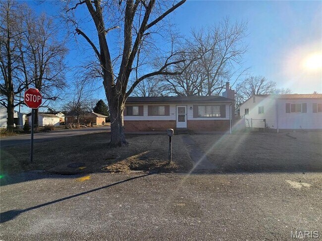 Building Photo - 1200 Rhea Ave