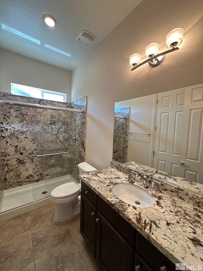 Building Photo - 8370 Simsbury Dr