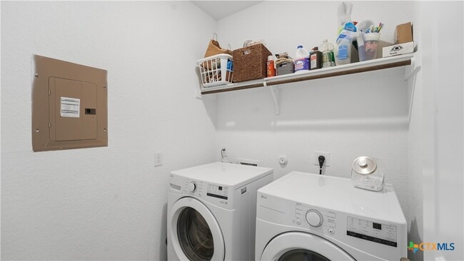 Building Photo - 2717 San Martin Ln