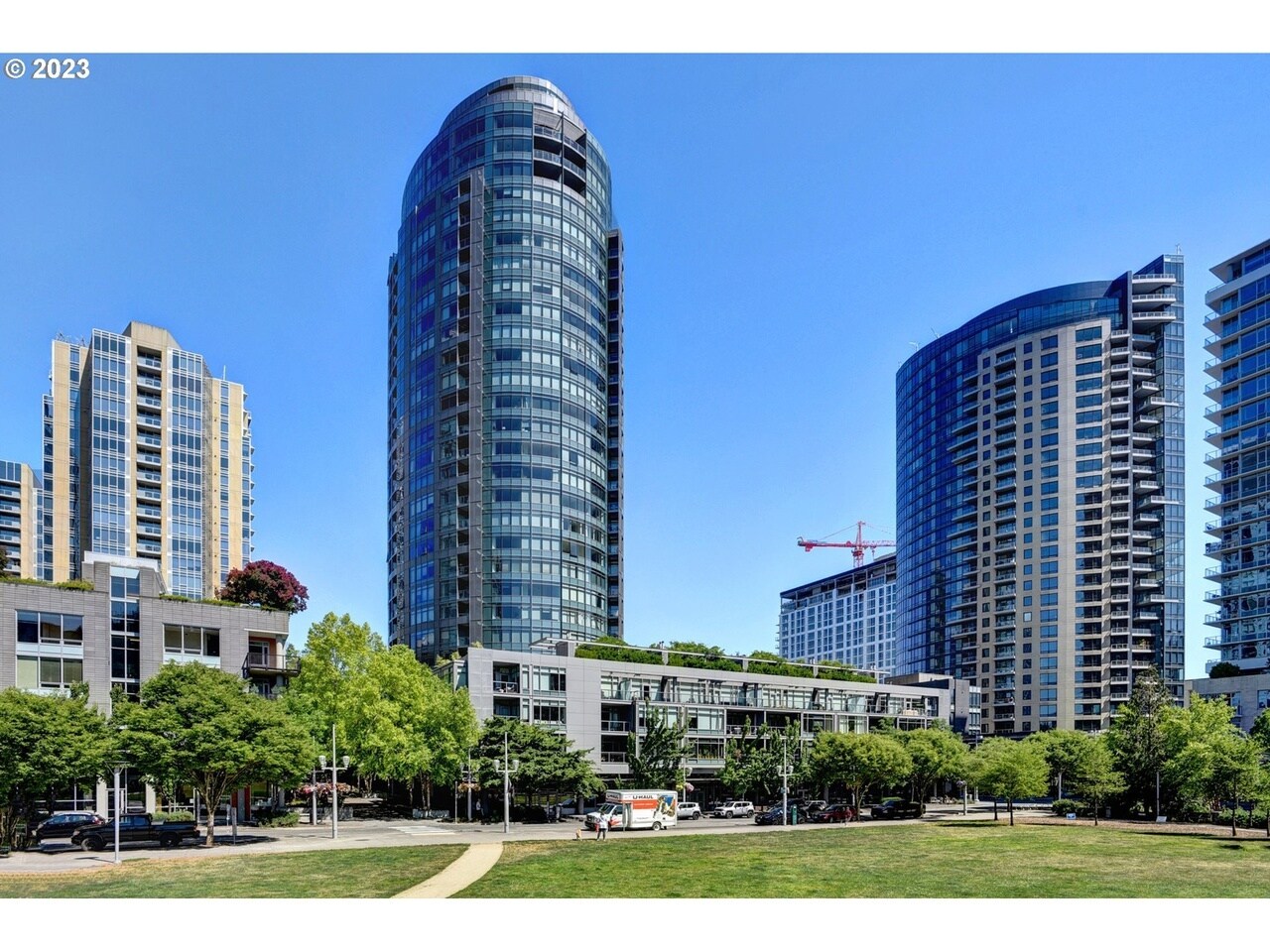 Building Photo - 3601 sw river parkway