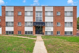 Building Photo - 2501 S Big Bend Blvd