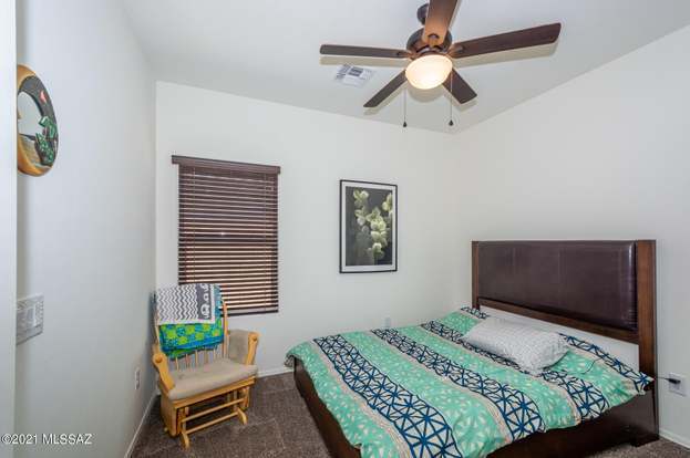 Building Photo - 9017 W Rolling Springs Dr