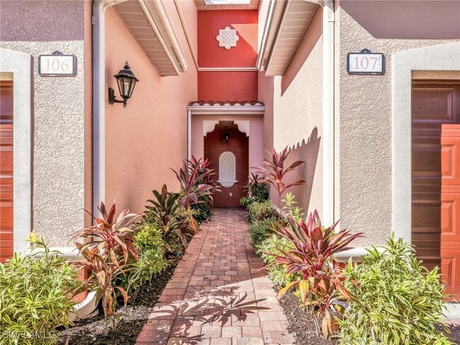 Building Photo - 20241 Estero Gardens Cir