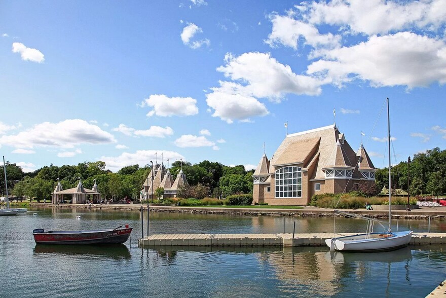 Building Photo - 3532 Humboldt Ave S