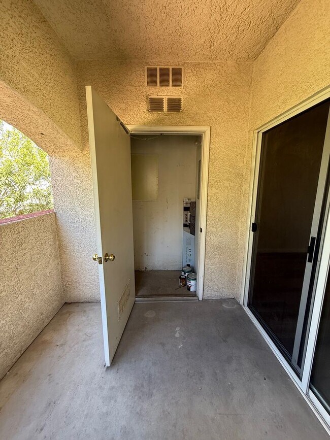 Building Photo - TWO BEDROOM TWO FULL BATH CONDO LOCATED IN A GATED COMMUNITY