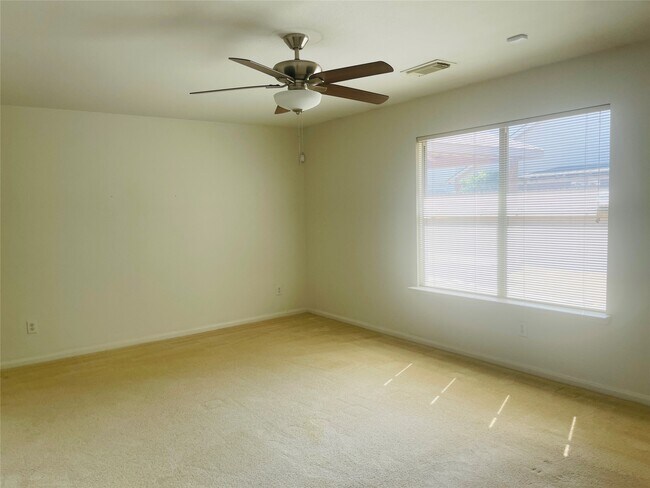 Building Photo - 15303 Kellerwood Dr