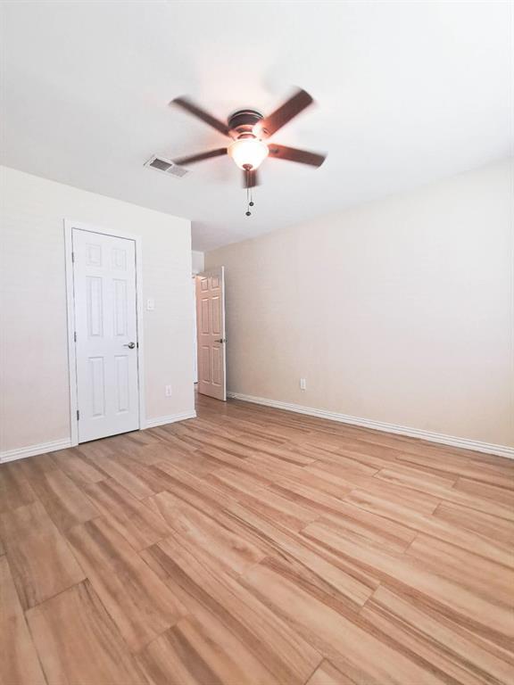 Building Photo - 10307 Cedarhurst Dr
