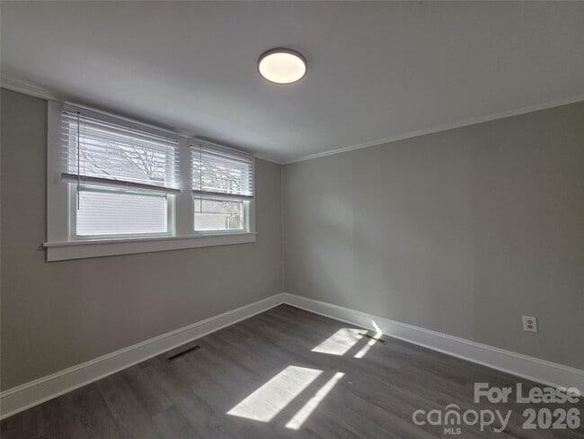 Building Photo - 1212 N Church St