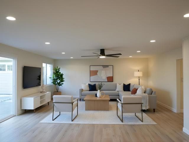 Building Photo - 2567 Monette Dr