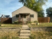 Building Photo - 8 Delray Rd