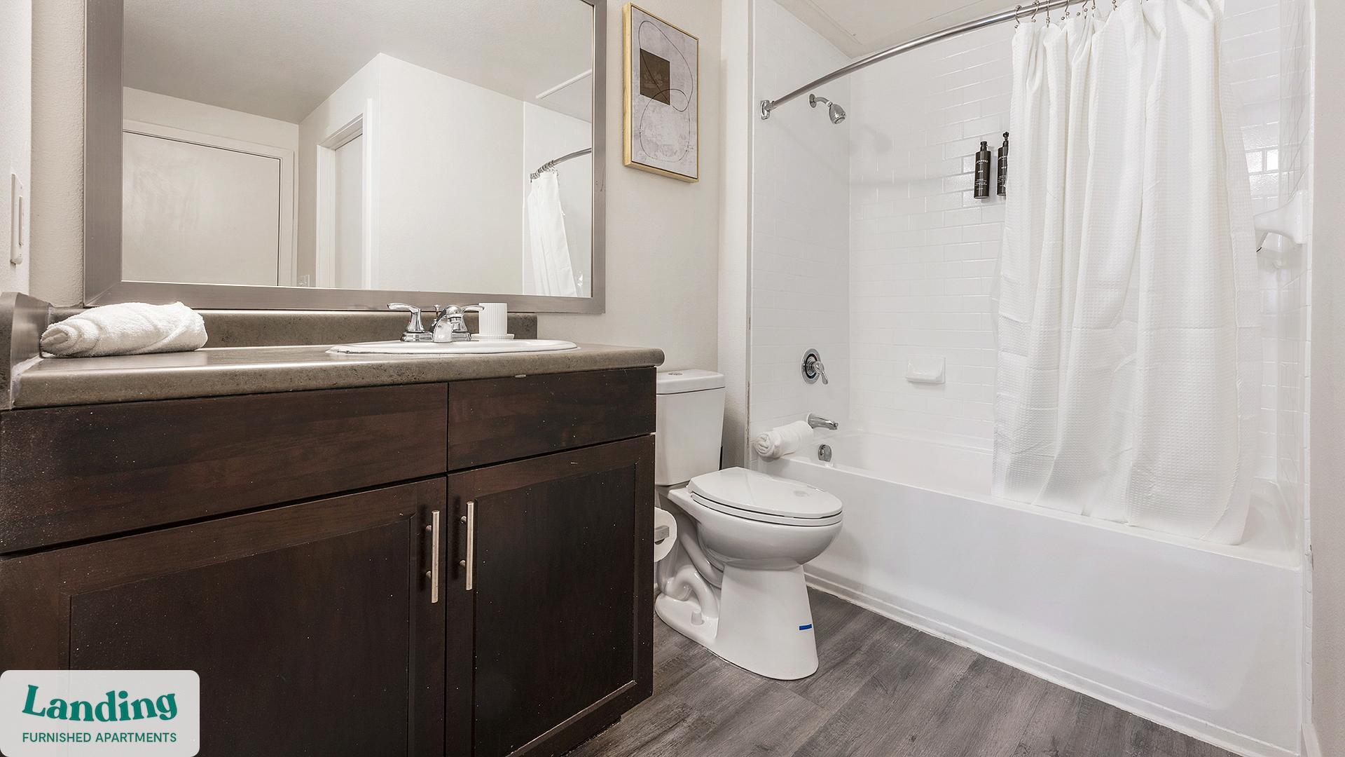 Building Photo - 810 W St Johns Ave