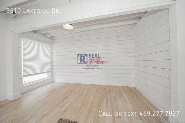 Building Photo - 3610 Lakeside Dr