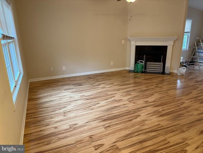 Building Photo - 376 Flynn Dr