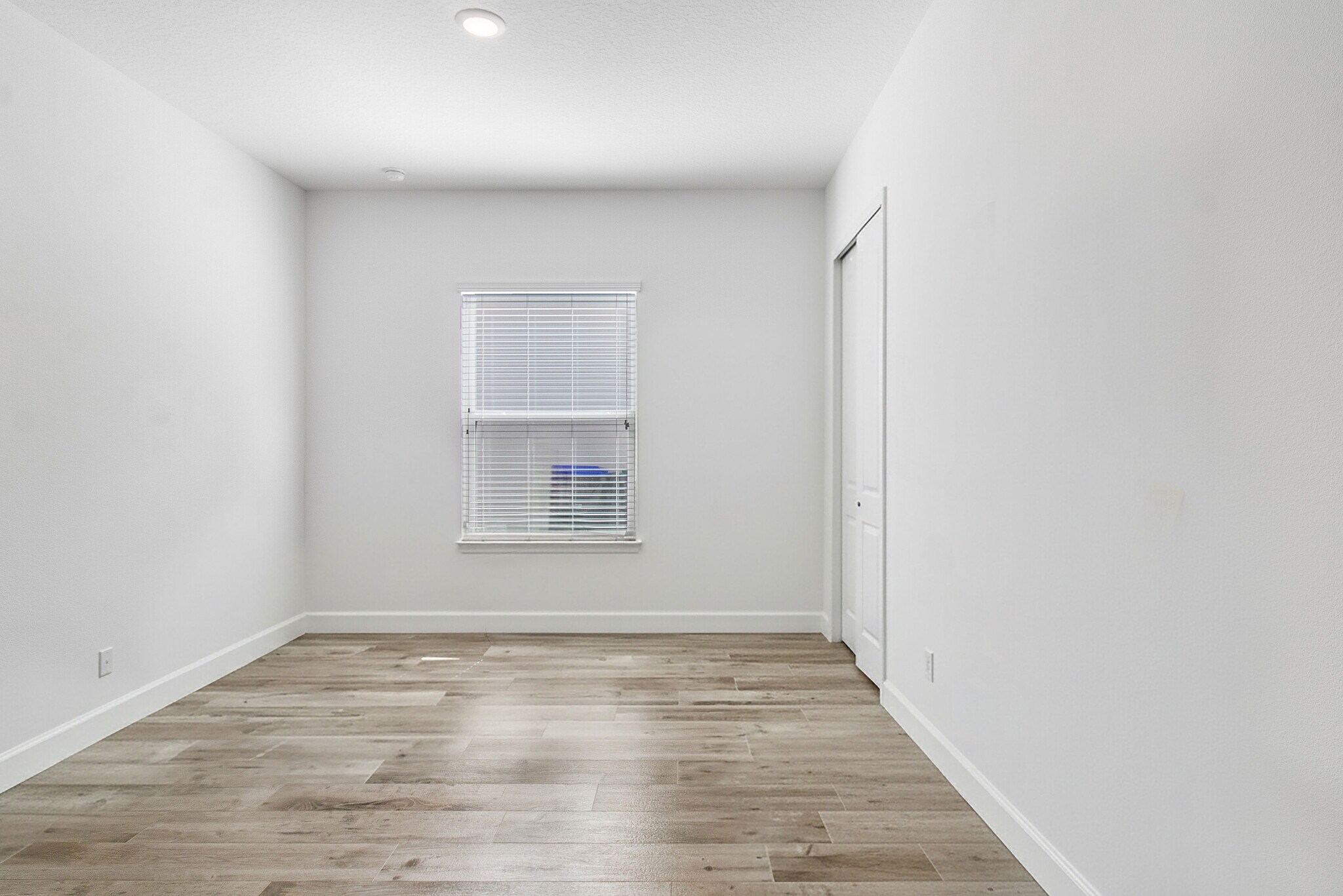 Building Photo - 7531 Mandarin Grove Way