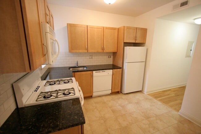 Floorplan - 5401-5405 S. Drexel Boulevard