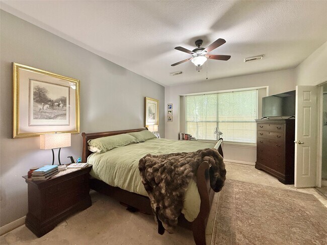 Building Photo - 176 S Holly Laurel Cir