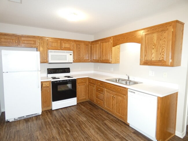 Building Photo - Beautiful Duplex in Gladstone, MO