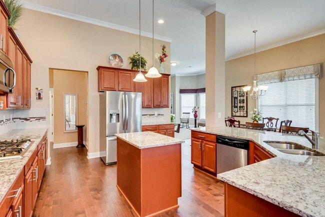Building Photo - 4717 Southwind Rd