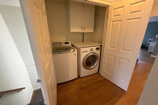 Building Photo - 78 Highland Ave