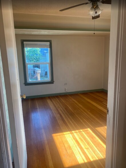 Building Photo - 2450 Wantland Ave