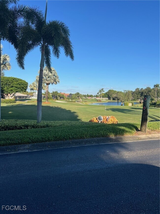 Building Photo - 4100 Steamboat Bend E