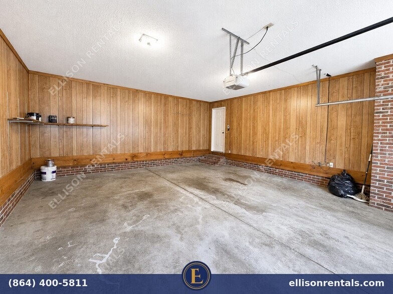 Building Photo - 310 Waterbury Ct
