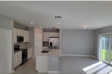 Building Photo - 4518 Dow Ln