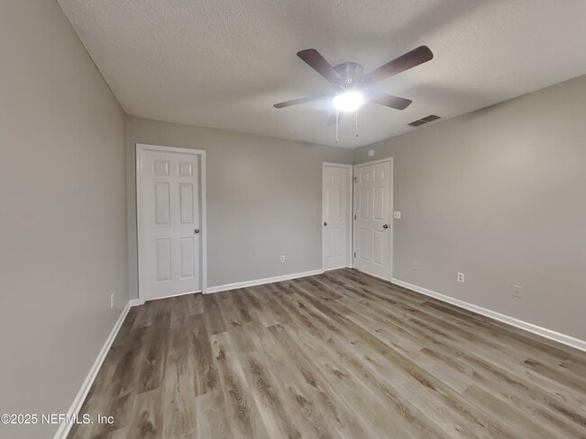 Building Photo - 8256 Creek Hollow Ct