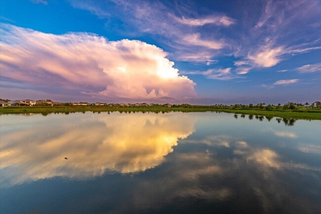 Building Photo - 8792 Winter Breeze Wy