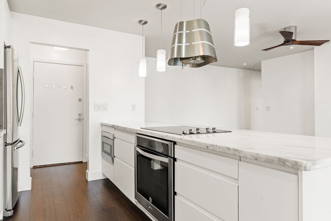 Building Photo - Modern Sanctuary with High-End Upgrades