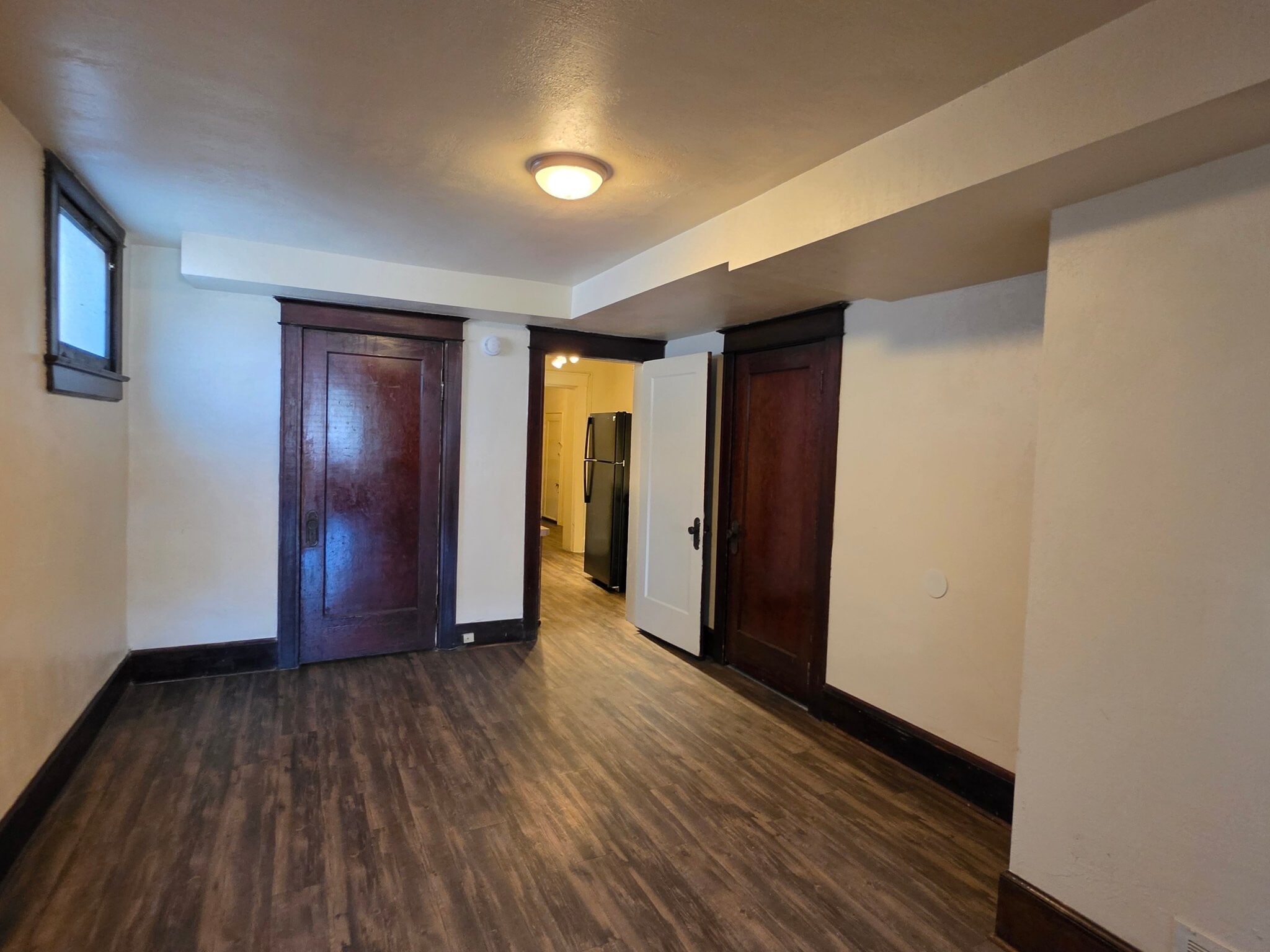 Building Photo - 561 E 100 S