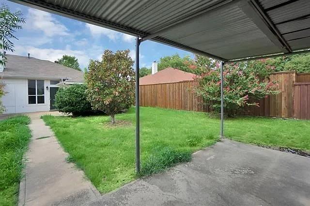 Building Photo - 827 Cornell Ln