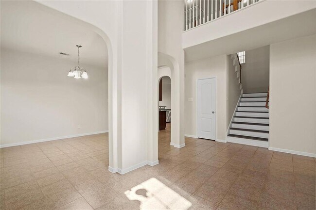 Building Photo - 25810 Westbourne Dr