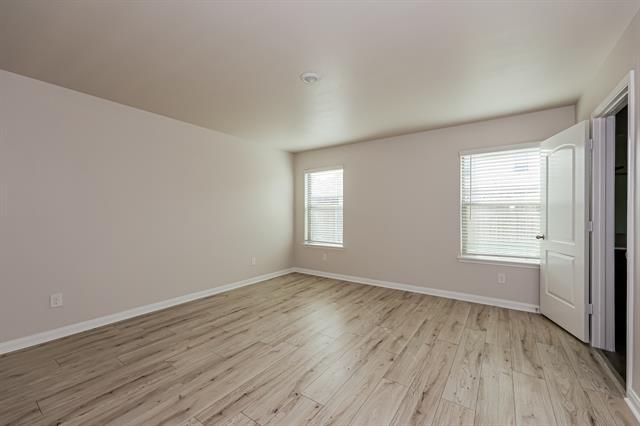 Building Photo - 122 Bluebonnet Dr