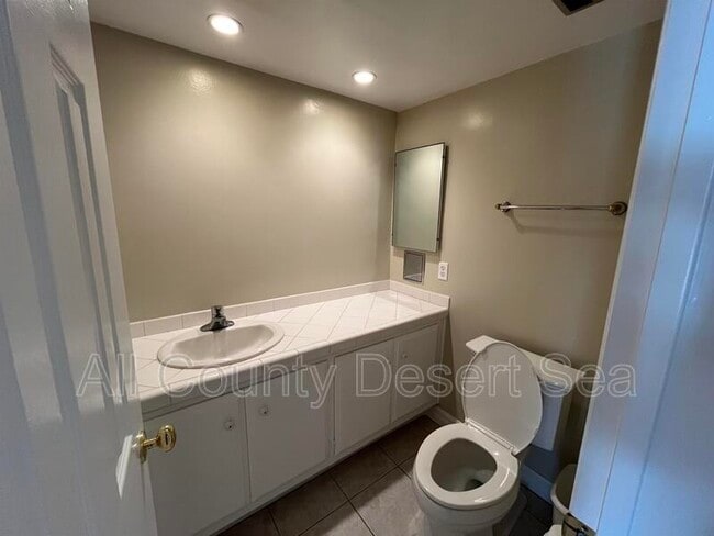 Building Photo - 6822 Lafayette Dr