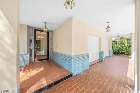 Building Photo - 3745 27th Ave SW