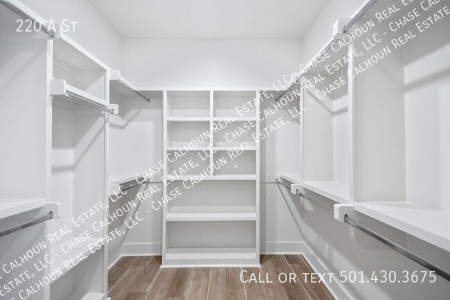 Building Photo - 220 A St