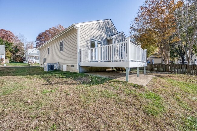 Building Photo - 3 Bedroom Midlothian Home Move In Ready