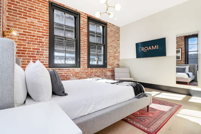 Building Photo - 1148 S Peters St