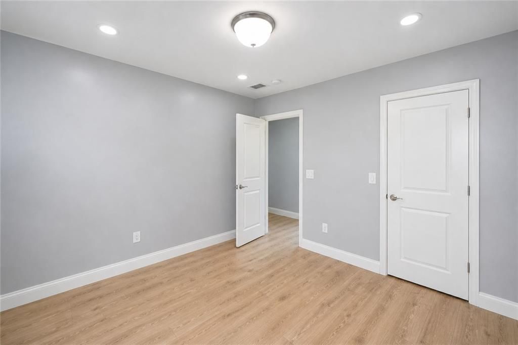 Building Photo - 2203 Wingate St SW