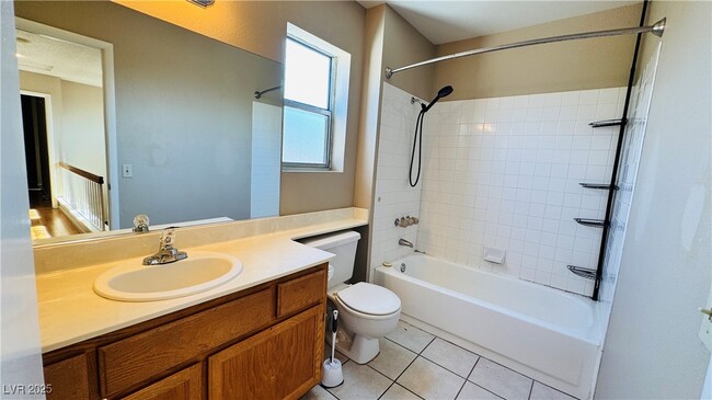 Building Photo - 2525 Wolverton Ave