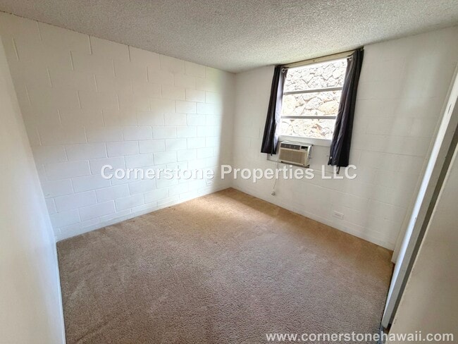 Building Photo - 98-1030-1030 Moanalua Rd