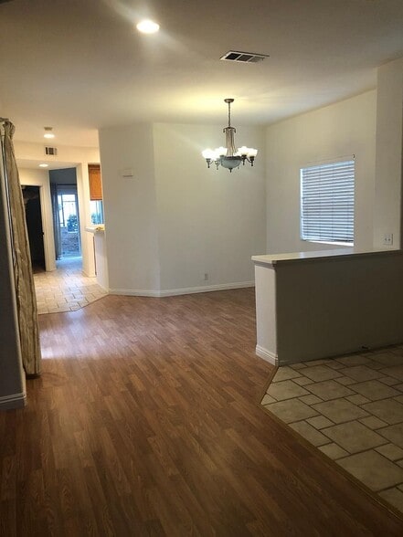 Building Photo - 108 Citrus Ranch Rd