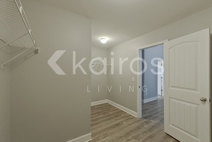 Building Photo - 141 Whitton Ct