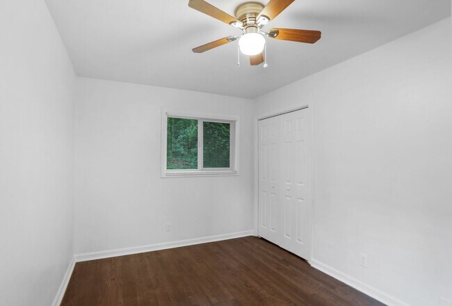 Building Photo - 2200 Camp Ground