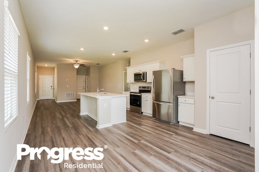 Building Photo - 843 Kings Pine Ct